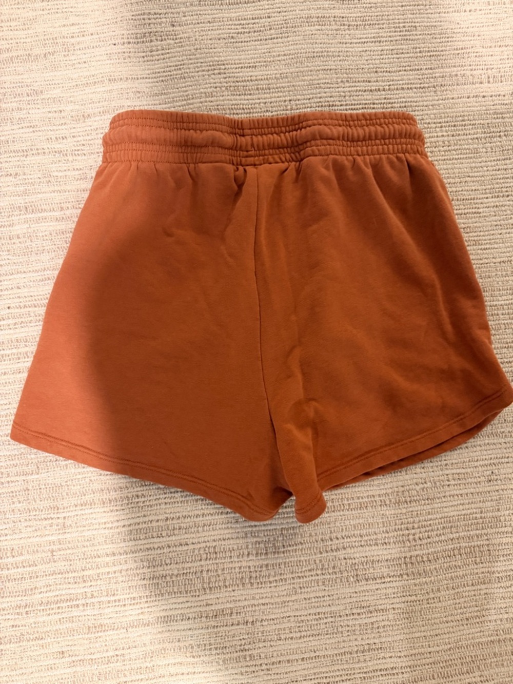 ✨3 FOR $18✨ H&M Rust Drawstring Athletic Shorts - Picture 3 of 3